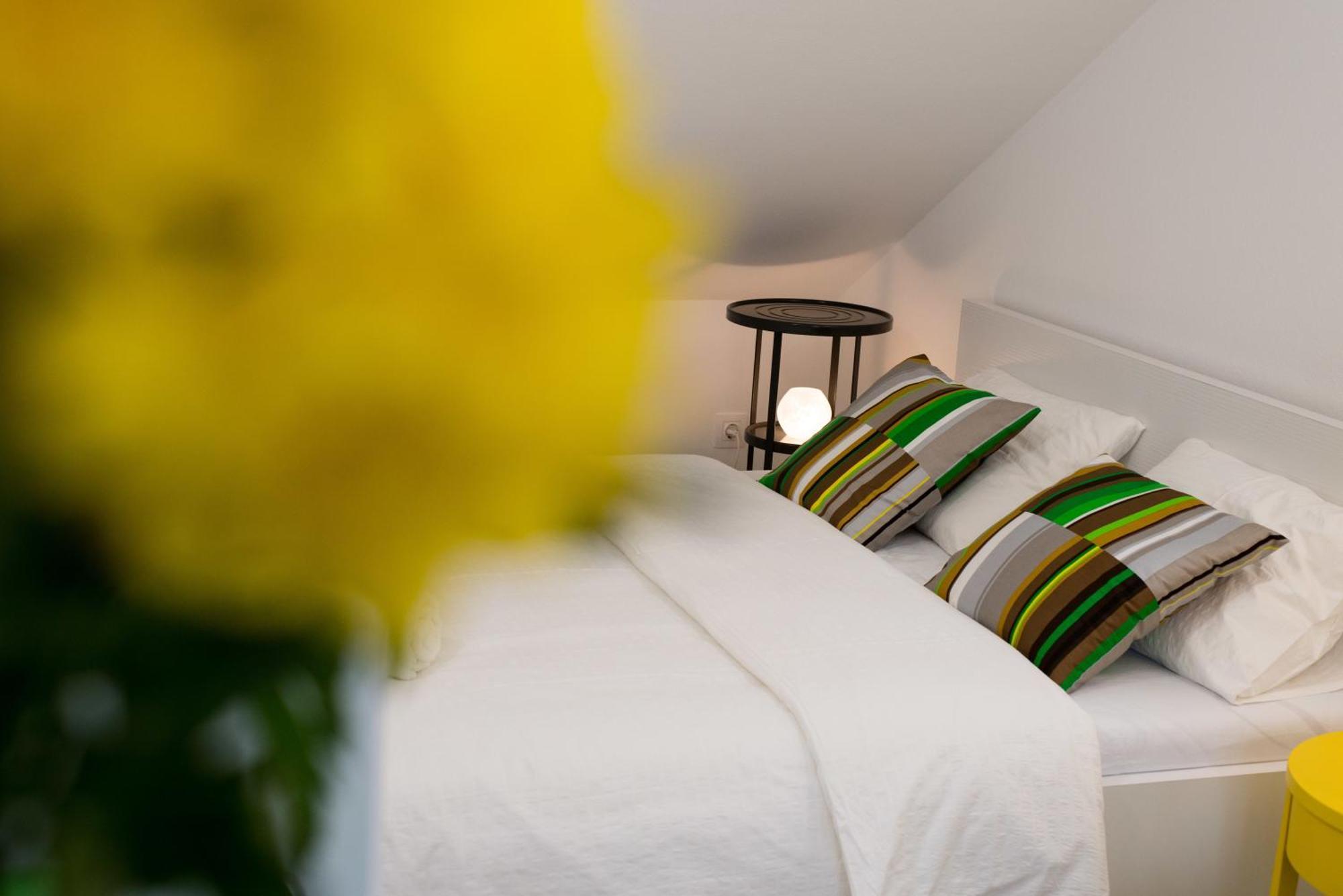 Apartments & Rooms Tiramola - Old Town Trogir Kamer foto