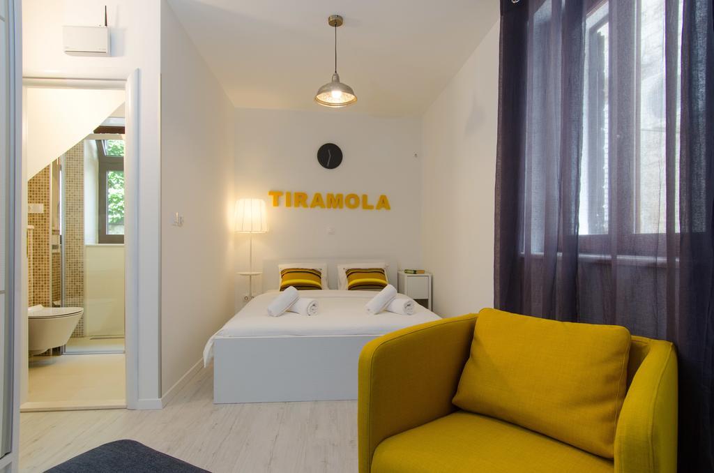 Apartments & Rooms Tiramola - Old Town Trogir Kamer foto