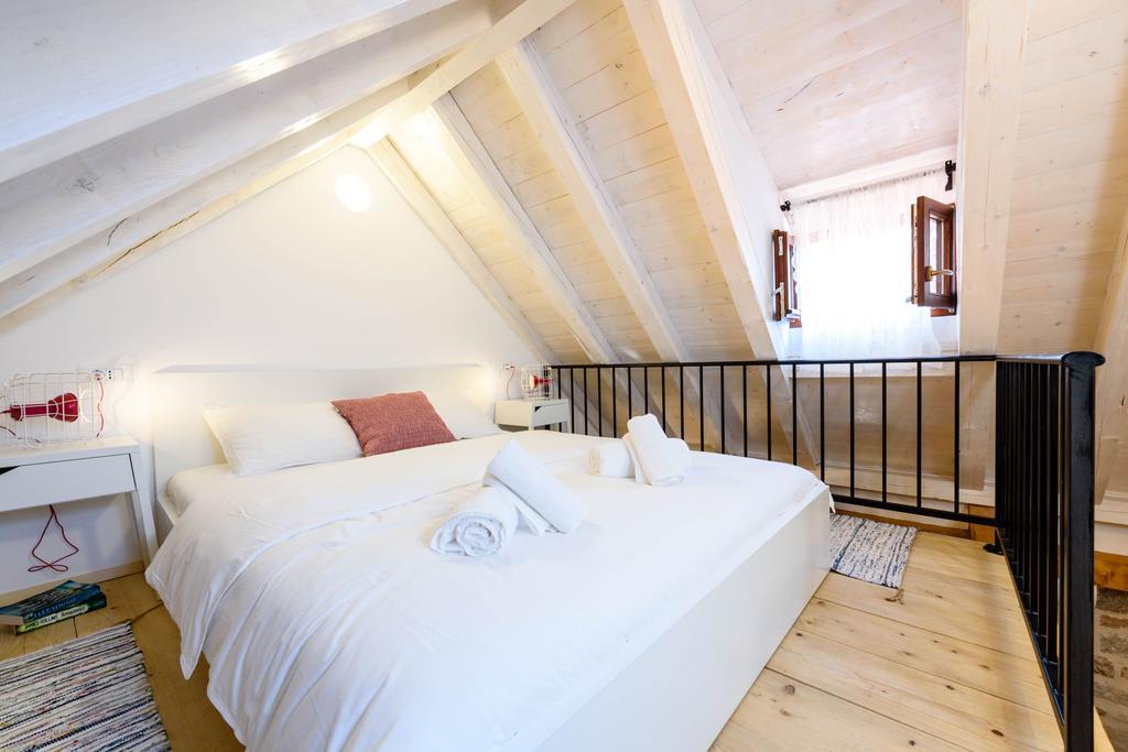 Apartments & Rooms Tiramola - Old Town Trogir Buitenkant foto