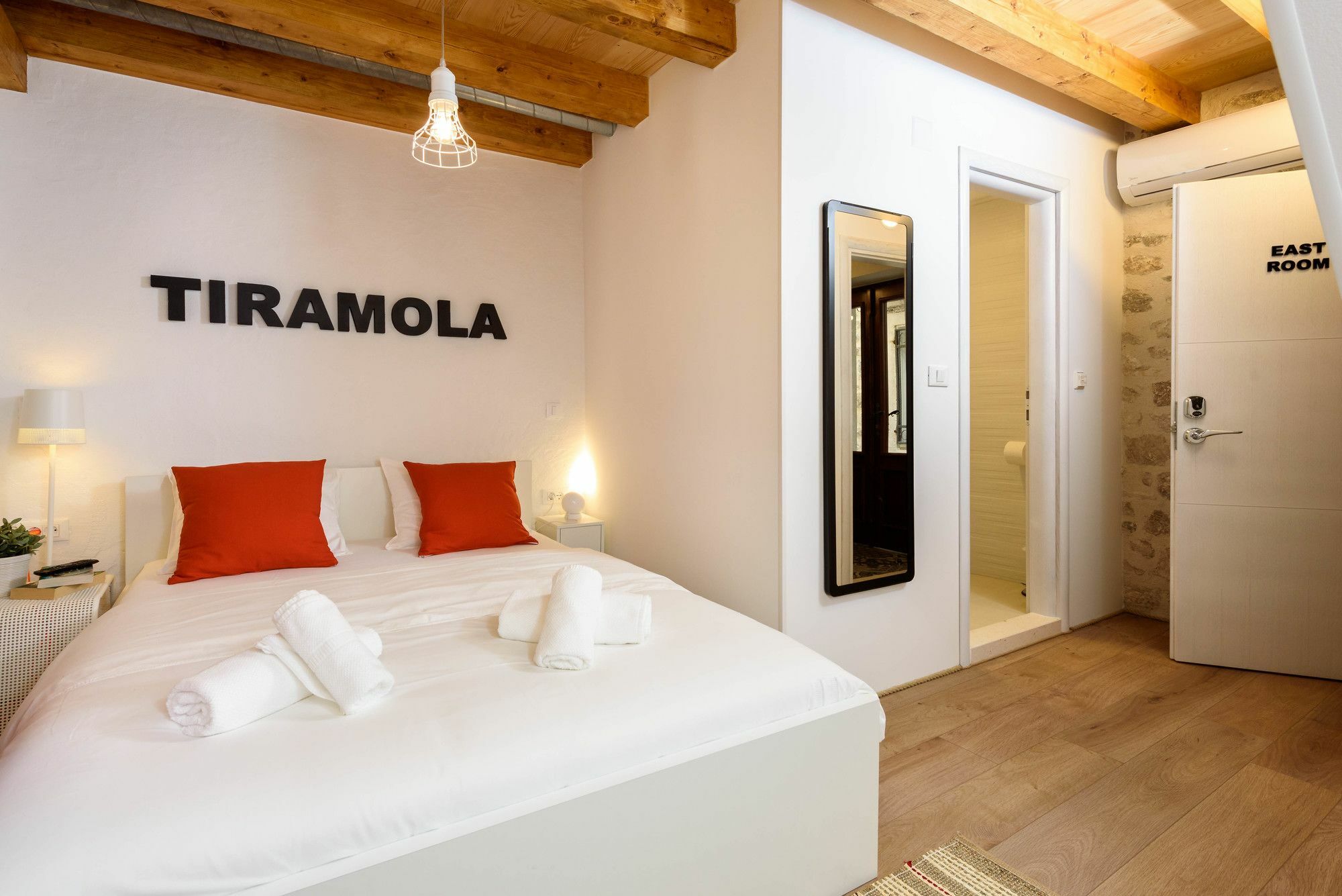 Apartments & Rooms Tiramola - Old Town Trogir Buitenkant foto